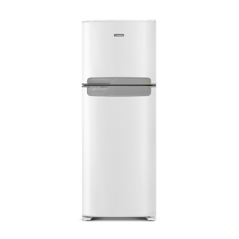 Foto frontal da geladeira Continental frost free duplex branca, modelo TC56 com puxador na cor prata horizontal embutido entre as portas da geladeira e do freezer.