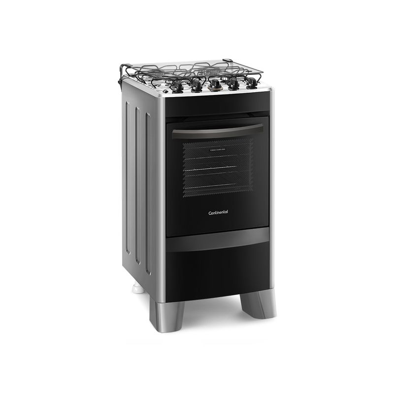 Foto do fogão 4 bocas Continental prata automático com mesa compartimentada, modelo FC4CS- bivolt levemente em diagonal. Ele tem as laterais pratas, e pés altos pratas na frente e, atrás, pés brancos reguláveis e a parte da frente preta, mesa de aço com os botões em cima, grades duplas individuais para cada boca, tampa de vidro e forno com frente de vidro e puxador na cor preta.