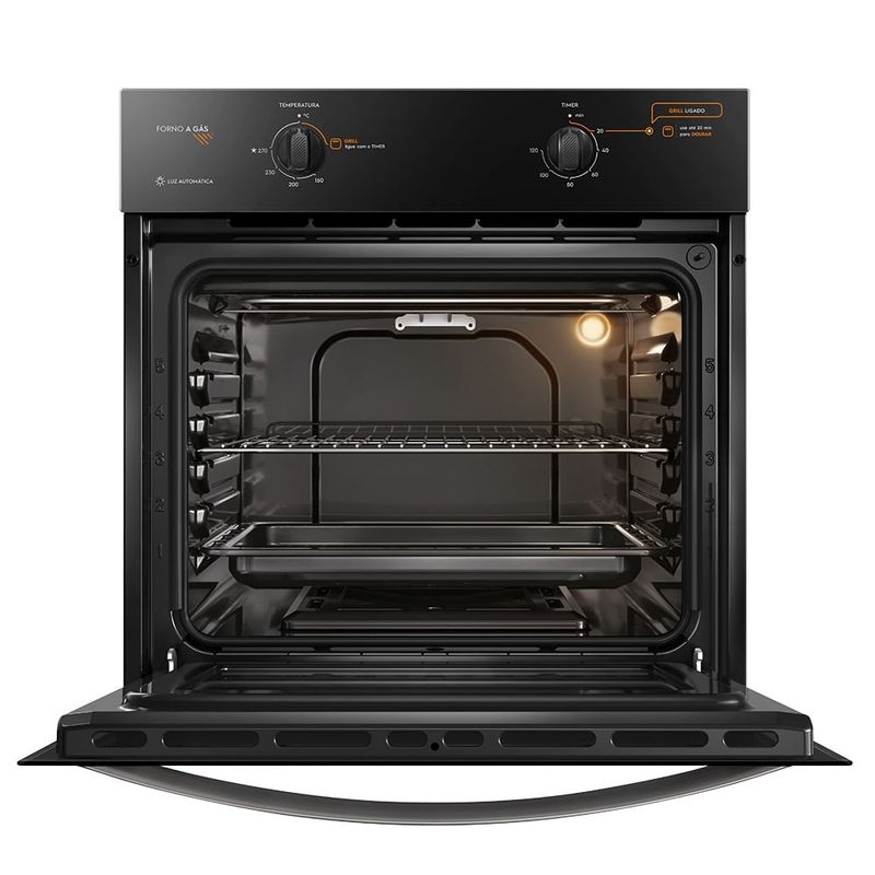 Foto-frontal-do-forno-a-gas-de-embutir-da-Continental-preto-modelo-OC8GP-com-a-porta-aberta.-Ele-tem-uma-prateleira-removivel-e-regulavel-em-cinco-alturas-diferentes-e-uma-bandeja-coletora-de-gordura.--