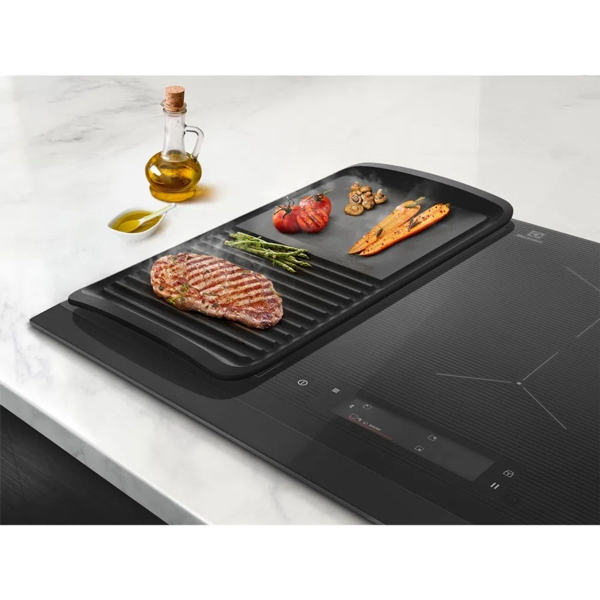 cooktop-de-inducao-4-zonas-com-sense-fry-preto-electrolux---ie6sf---_Detalhe2