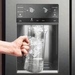Refrigerator_DQ90X_Water_Dispenser_Electrolux_Portuguese-detalhe8