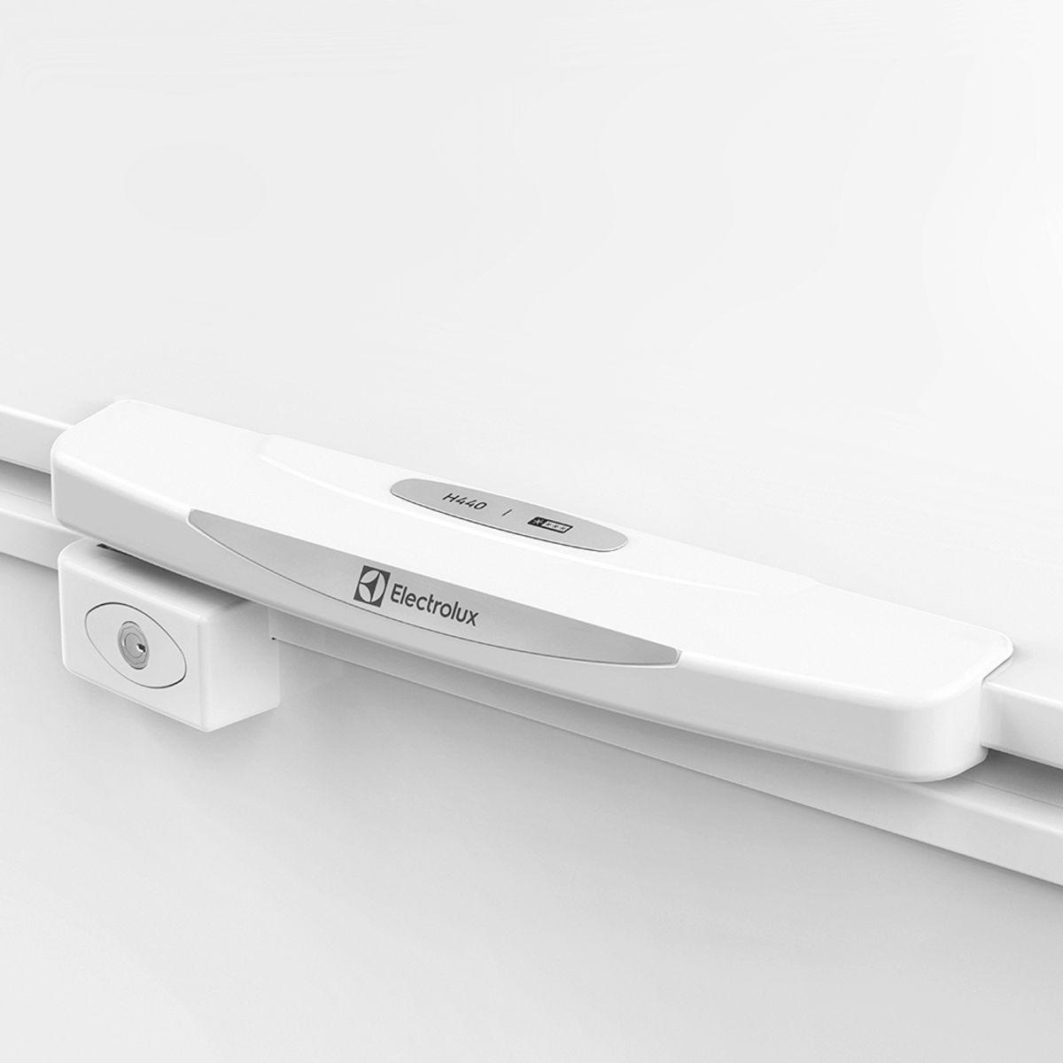 Freezer_H440_DoorHandle_Electrolux_1000x1000_detalhe4