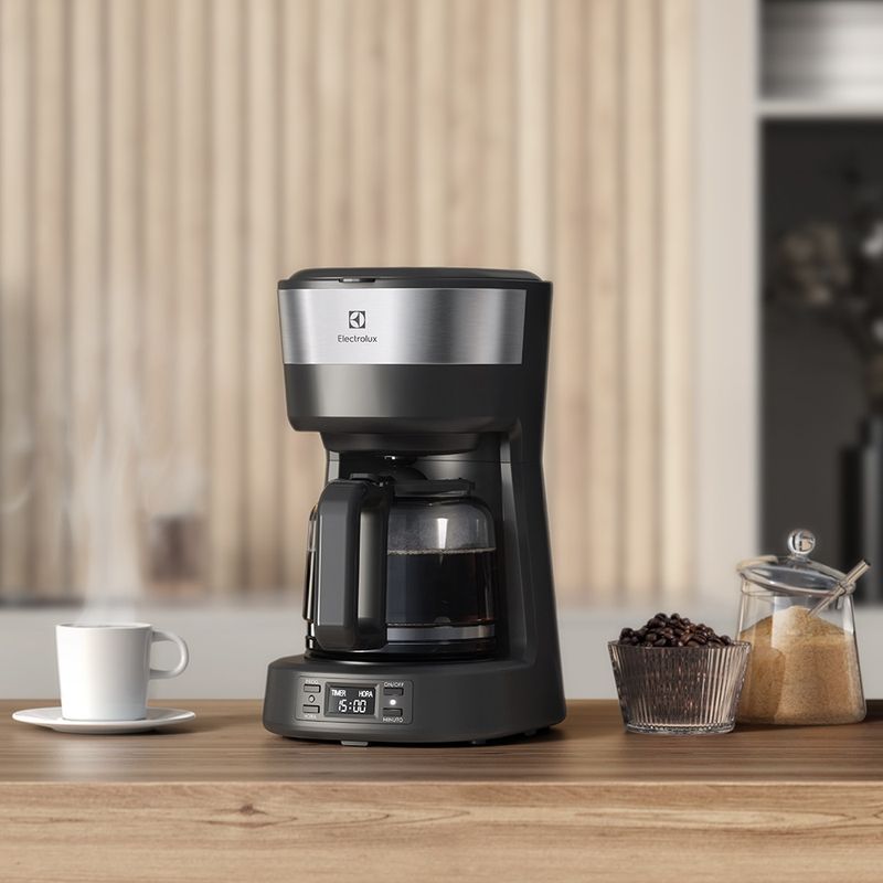Coffee_Machine_ECM25_Kitchen_Electrolux_1000x1000-detalhe5