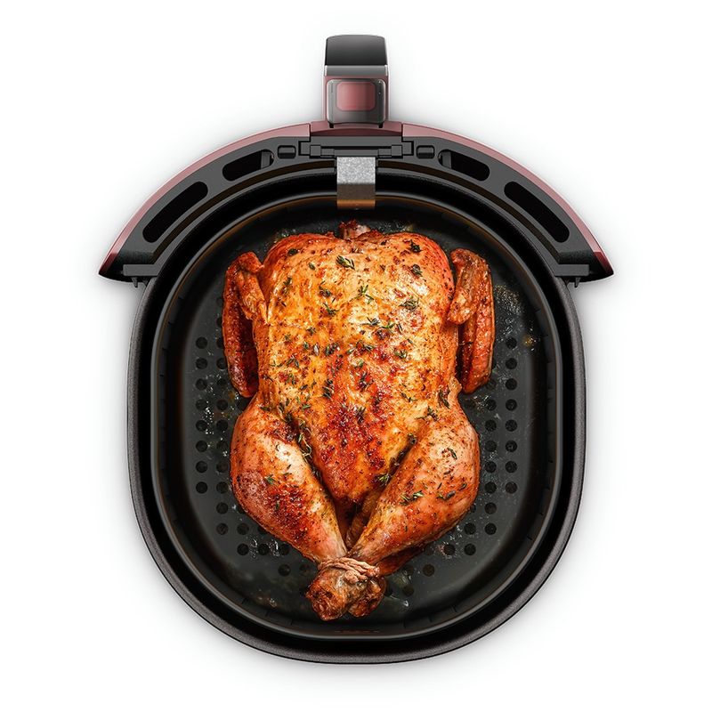 Airfryer_EAF51_TopView_Chicken_Electrolux_Portuguese_1000x1000