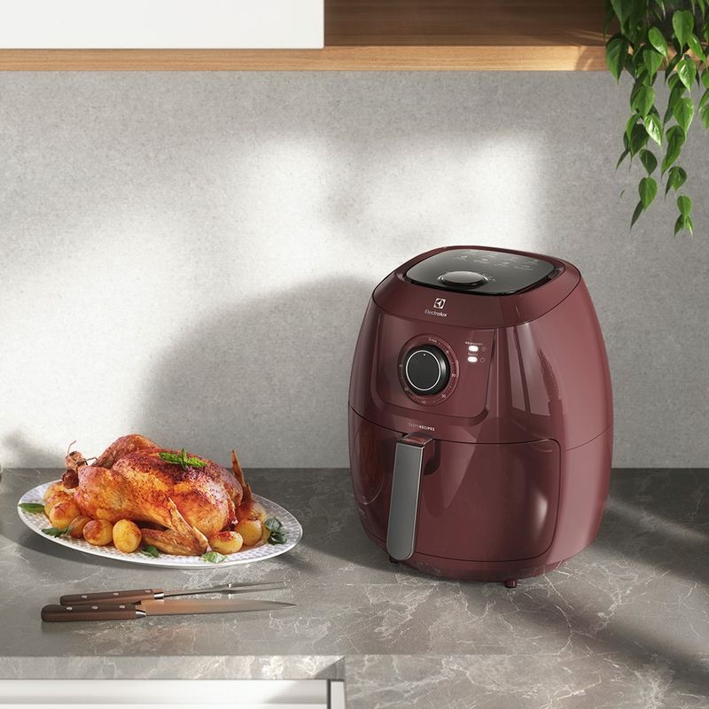 Airfryer_EAF51_Kitchen_Electrolux_Portuguese_1000x1000