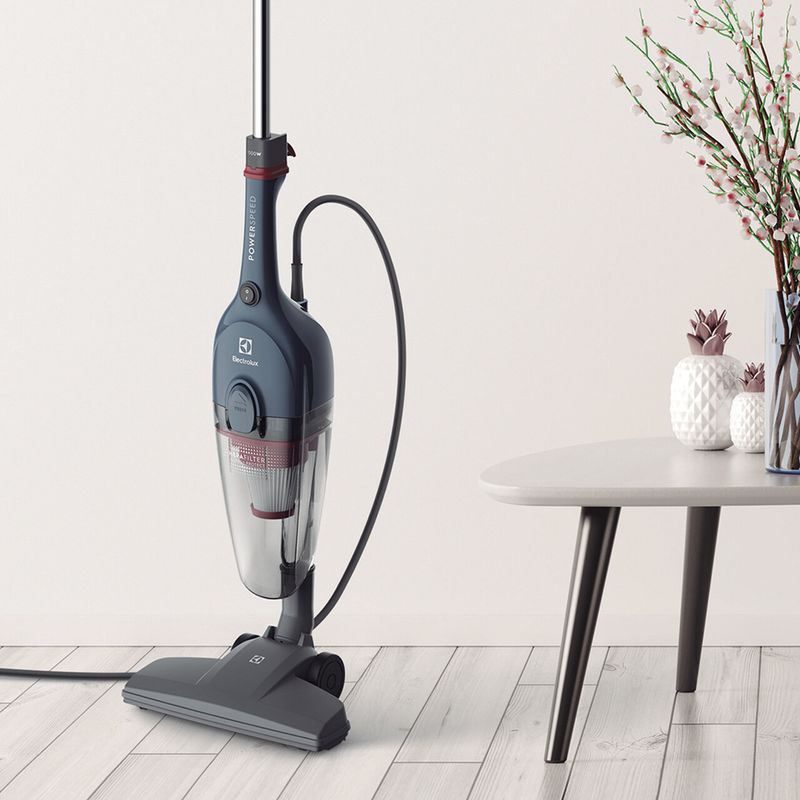 Vacuum_Cleaner_STK13A_Lifestyle_Electrolux_1000x1000