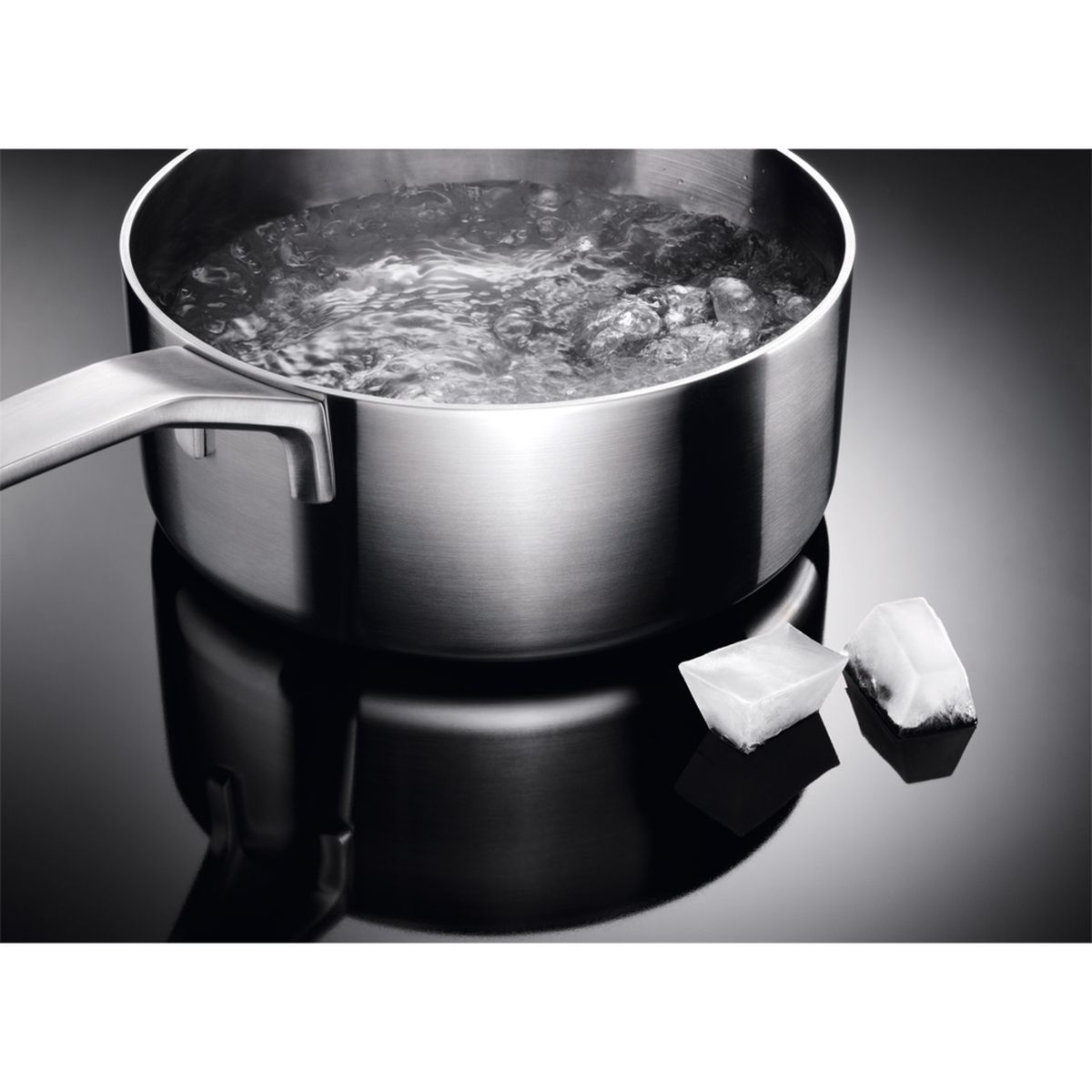 Cooktop_Induction_IE6LP_Safety_Electrolux_Portuguese-5