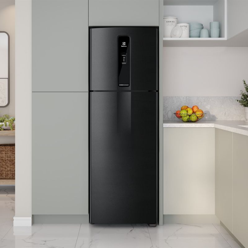 3a_3a_Refrigerator_IF43B_Environment_Square_Electrolux_Portuguese-1000x1000-12