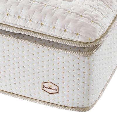 image-d9506b5d848a49368c8f150bb5bf7ed1