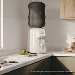 WaterDispenser_BC01B_Environment_Square_Electrolux_Portuguese-4500x4500