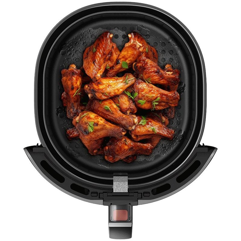 Airfryer_EAF50_BasketTopView_Chicken_Print_Electrolux_portuguese-1000x1000