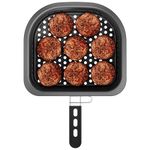 Airfryer_EAF90_BasketTopView_Burger_Site_Electrolux_portuguese-1000x1000