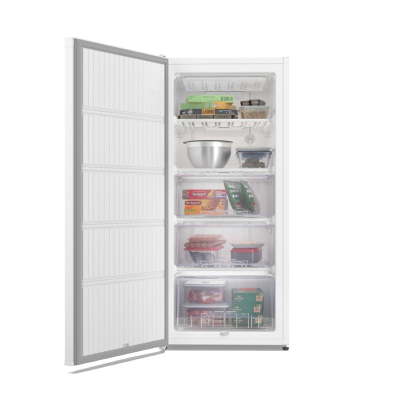 Refrigerator_Faraday_FEI19_Open_Full_Electrolux_Portuguese-4500x4500