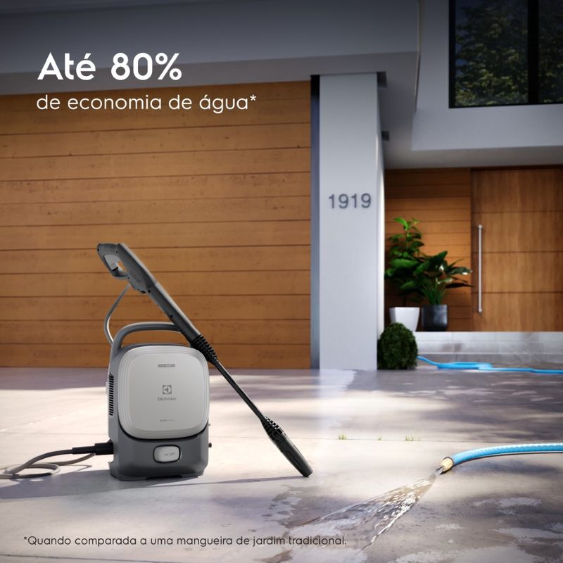 PressureWasher_QWS1600_Water_Saving_Electrolux_Portuguese-4500x4500