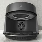 AirFryer_EAF170_Easy_to_Clean_Electrolux_1000x1000-1000x1000.raw