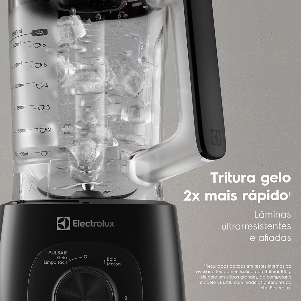 Blender_EBL700_IceCrushing_Electrolux_1000x1000-1000x1000.raw