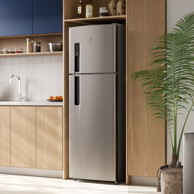 Refrigerator_TF41S_Environment_Square_Electrolux_Portuguese-1000x1000.raw