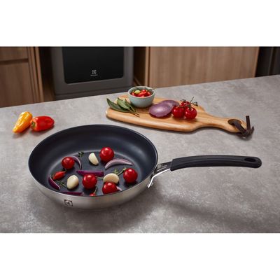 Electrolux210203_FrigideiraFoto2-1000x1000