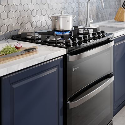 Cooker_FE5DB_Kitchen_Square_Electrolux_Portuguese-1000x1000.raw