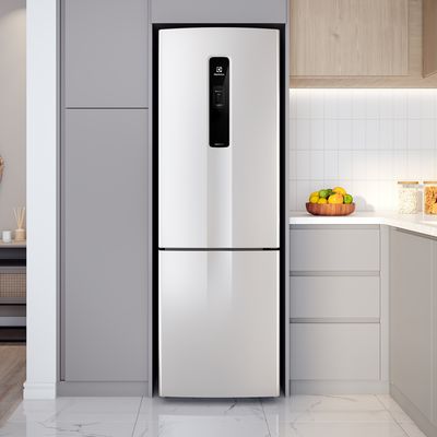 Refrigerator_IB6_Environment_Square_Electrolux_Portuguese-1000x1000.raw