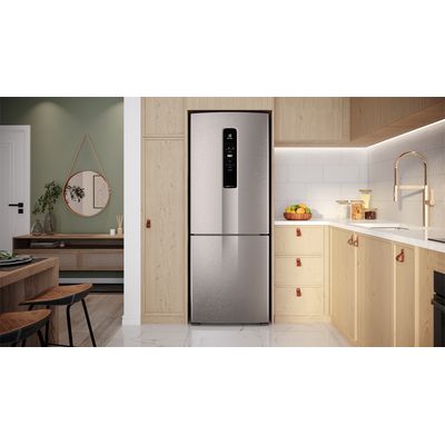 Refrigerator_IB7S_Environment_Electrolux_Portuguese-1000x563.raw
