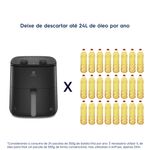 Airfryer_EAF70_VisualClaim_bottle_Electrolux_Portuguese-1000x1000