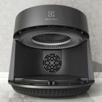 AirFryer_EAF170_Easy_to_Clean_Electrolux_1000x1000-1000x1000.raw