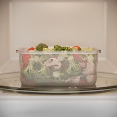 Container_PlasticSafety_NOTEXT_Electrolux_Portuguese-1000x1000