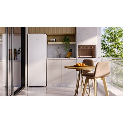 Refrigerator_Faraday_FEI27T_Enviroment_Electrolux_Portuguese-1000x1000
