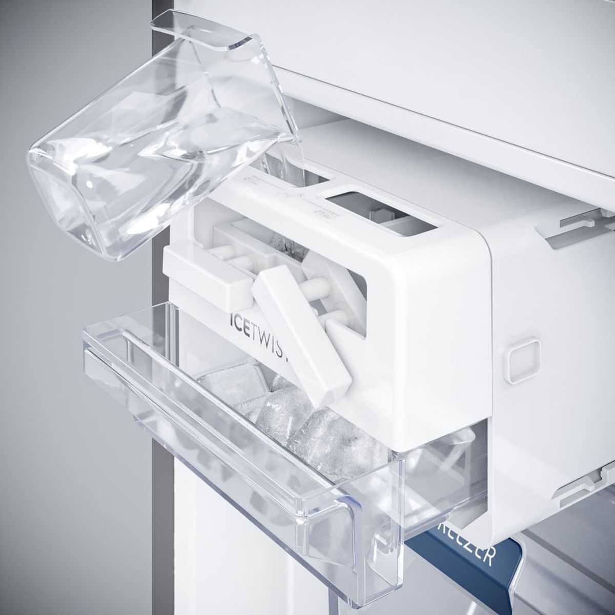 Refrigerator_IS4S_220V_IceTwister_Electrolux_Portuguese-1000x1000