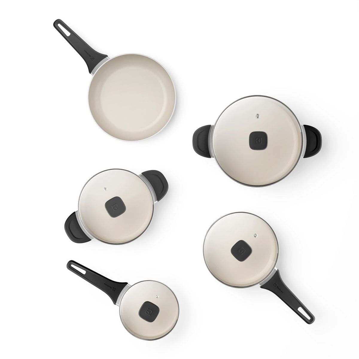 Ceramic-Coating_ECPA51_Cookware-Set_Top_Electrolux_Portuguese-1000x1000