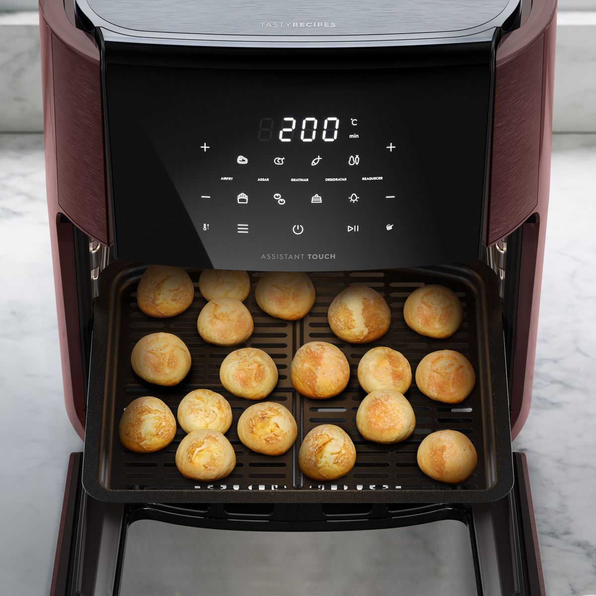 EAF86_Feature_Pao_queijo_Electrolux_Portuguese-4500x4500