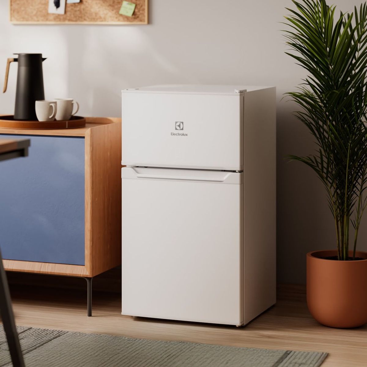 Refrigerator_EMD1W_Environment_Square_Electrolux_Portuguese-1000x1000